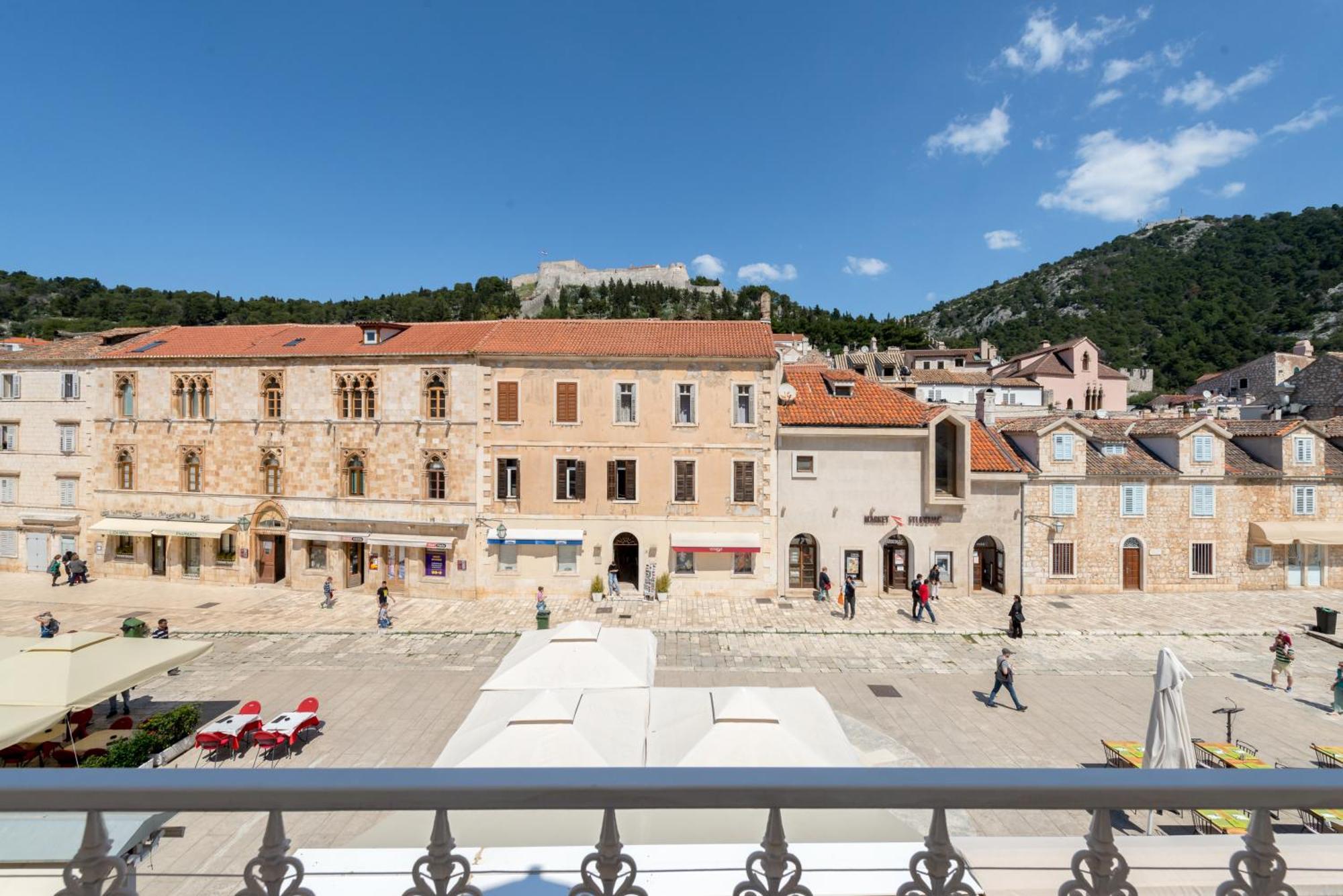 Apartments Villa Tudor Hvar Town Exterior foto